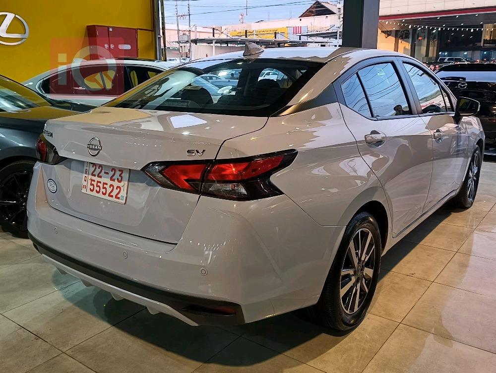 Nissan Versa